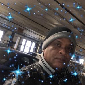 Meet your Posher, Edward